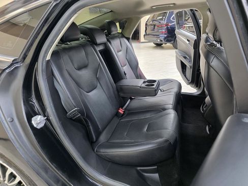 Used 2018 Ford Fusion Titanium FWD image 21
