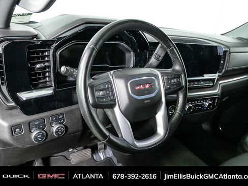Used 2024 GMC Sierra 1500 SLT AWD/4WD image 4