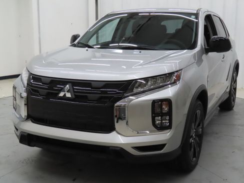New 2026 Mitsubishi Outlander Sport LE AWD/4WD image 8