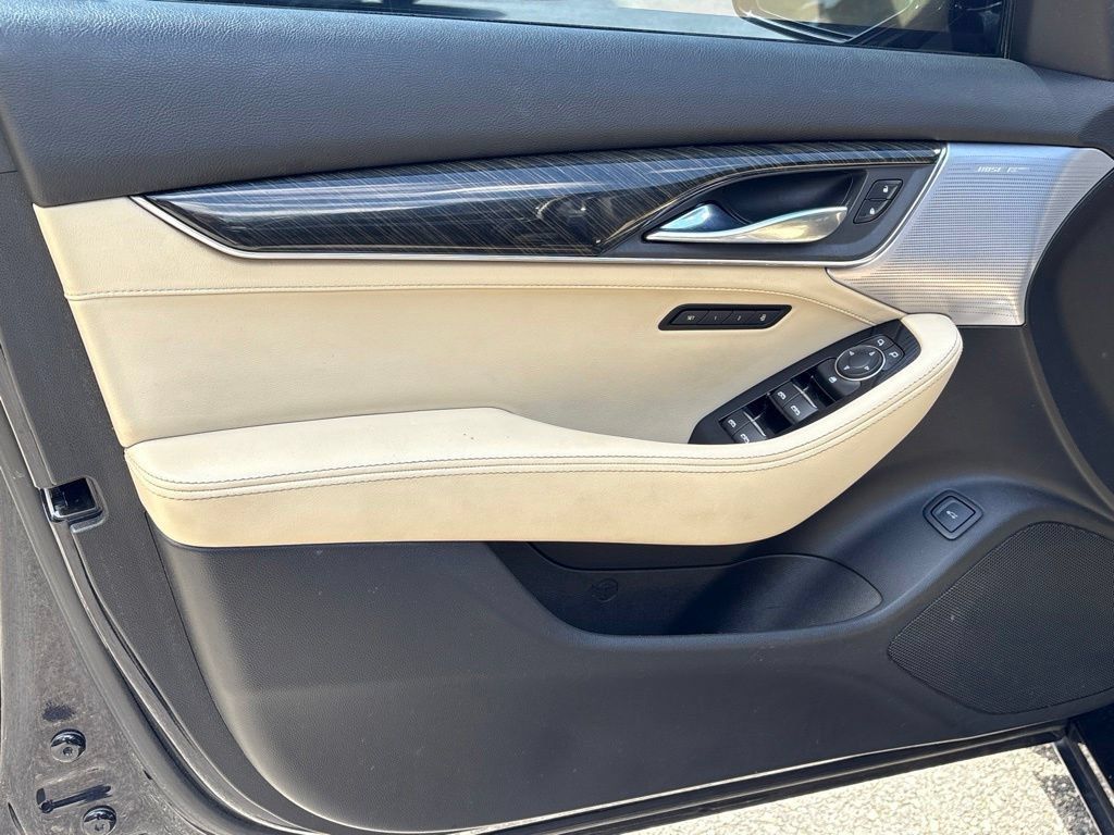 Used 2021 Cadillac CT5 Premium Luxury RWD image 11