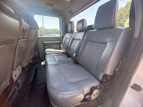 Used 2016 Ford F550 2WD Crew Cab Super Duty image 15