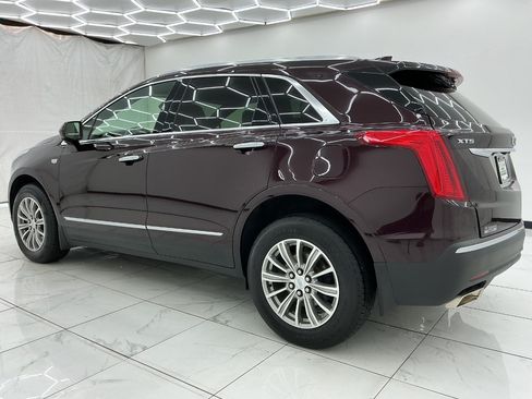 Used 2018 Cadillac XT5 Luxury w/ Driver Awareness Package FWD image 12