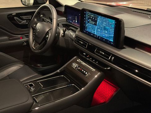 New 2026 Lincoln Aviator Reserve image 10