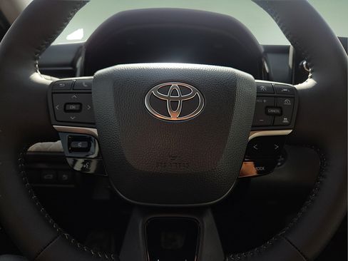 New 2026 Toyota Camry XLE FWD image 25