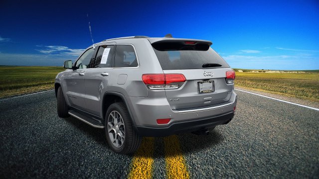 Certified 2019 Jeep Grand Cherokee Limited AWD/4WD image 29