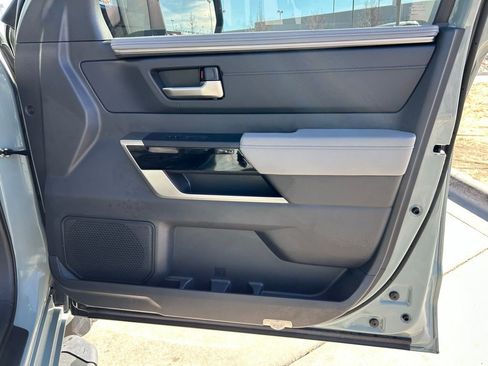 Used 2024 Toyota Tundra Limited image 28
