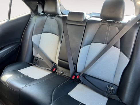 Used 2019 Toyota Corolla XSE image 13