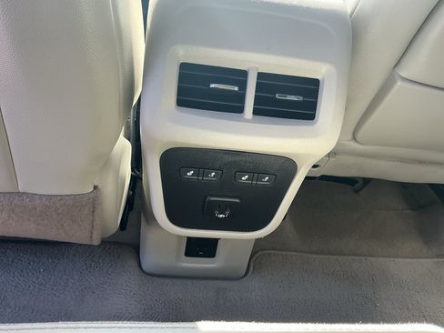 Used 2020 GMC Terrain Denali w/ Denali Premium Package AWD/4WD image 19