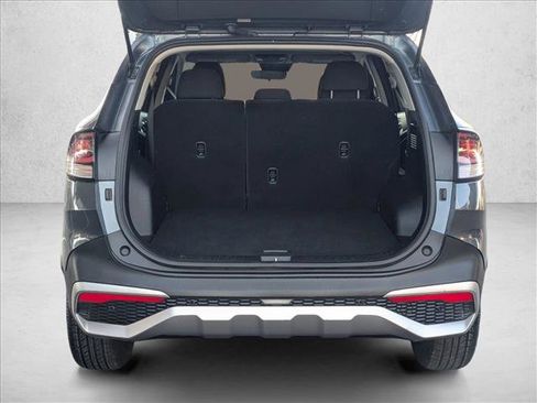 Used 2023 Kia Sportage LX image 6