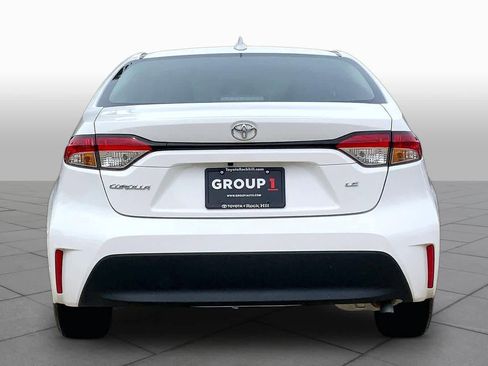 Used 2026 Toyota Corolla LE FWD image 5