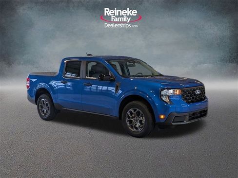 New 2026 Ford Maverick XLT w/ XLT Luxury Package image 3