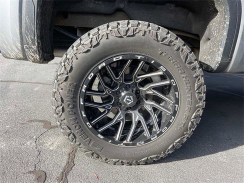 Used 2024 GMC Sierra 1500 Elevation image 8