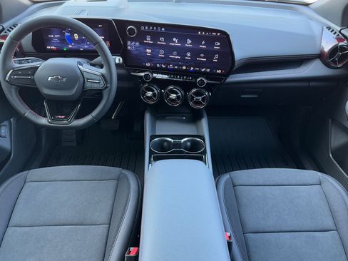New 2025 Chevrolet Blazer EV RS image 13