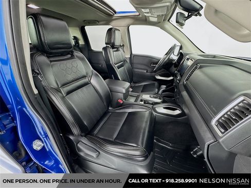 Used 2024 Nissan Frontier SL w/ Technology Package image 28