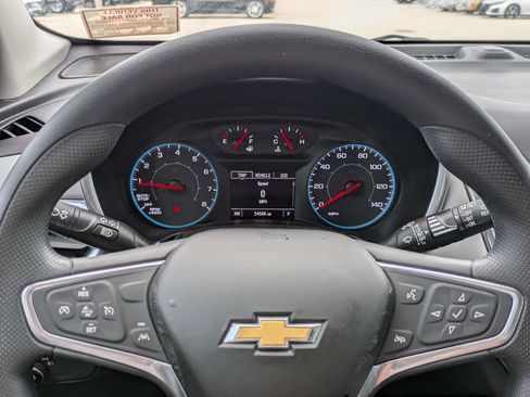 Used 2022 Chevrolet Equinox LS w/ LPO, Floor Liner Package FWD image 31