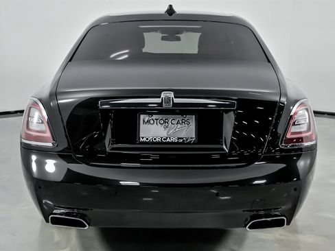 Used 2022 Rolls-Royce Ghost image 11