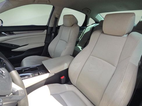 Used 2020 Honda Accord LX image 23