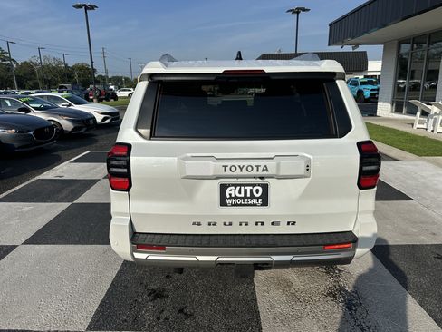 Used 2026 Toyota 4Runner Limited AWD/4WD image 4