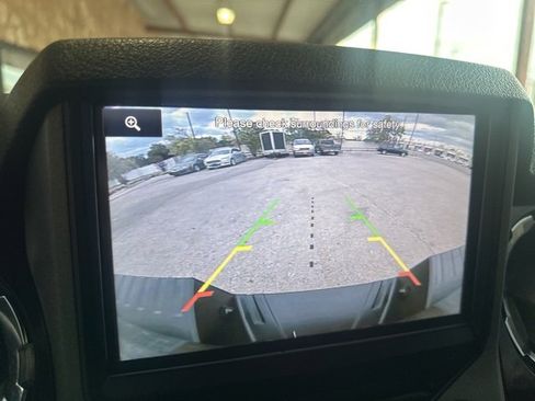 Used 2013 Ford F250 Platinum w/ FX4 Off Road Pkg image 30