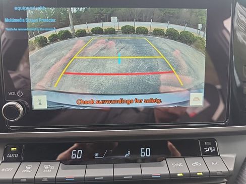 Used 2026 Toyota Camry SE image 31