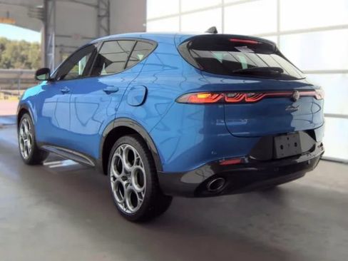Used 2024 Alfa Romeo Tonale Veloce AWD/4WD image 4
