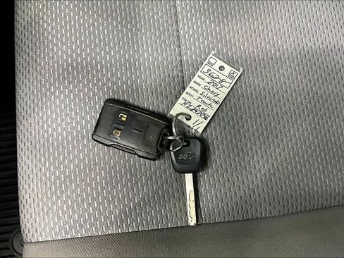 Used 2017 Chevrolet Silverado 1500 Custom w/ Custom Convenience Package image 31