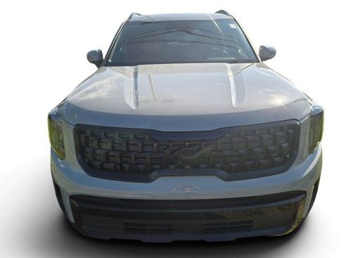 Used 2025 Kia Telluride AWD image 9