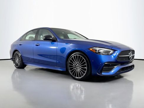 Used 2024 Mercedes-Benz C 300 Sedan image 3