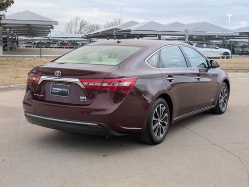 Used 2016 Toyota Avalon XLE Premium image 5