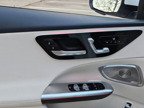 Used 2026 Mercedes-Benz C 300 Sedan image 11