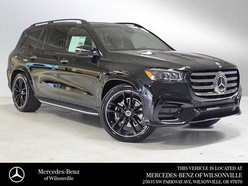 New 2026 Mercedes-Benz GLS 580 4MATIC image 1