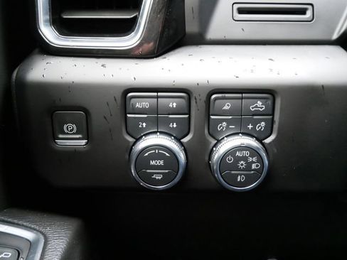 Used 2022 GMC Sierra 1500 Denali image 21