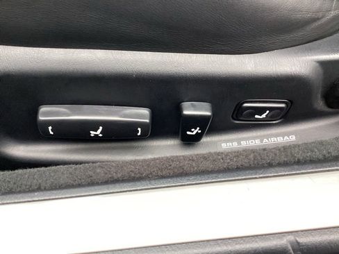 Used 2006 Lexus SC 430 Convertible image 15