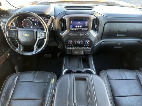 Used 2020 Chevrolet Silverado 3500 High Country image 18