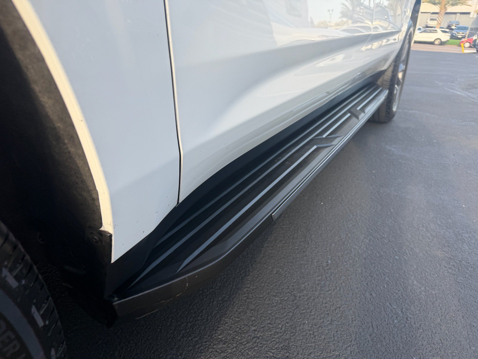 Used 2022 Chevrolet Suburban LT w/ LT Signature Package RWD image 9