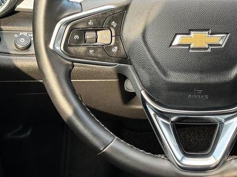 Used 2024 Chevrolet Trax LT w/ Driver Confidence Package FWD image 18