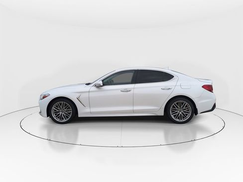 Used 2021 Genesis G70 2.0T RWD image 5