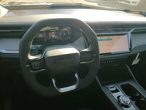 New 2026 Jeep Cherokee Laredo image 32