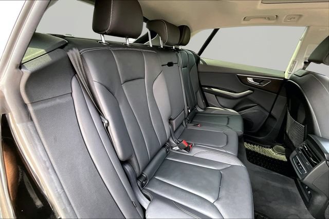 Used 2023 Audi Q8 Premium w/ Convenience Package AWD/4WD image 29