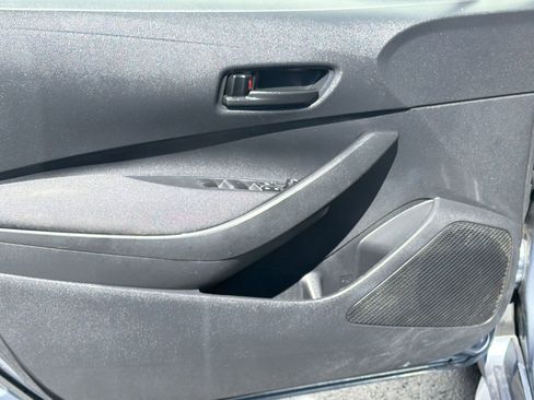 Used 2023 Toyota Corolla LE FWD image 13