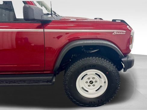 New 2025 Ford Bronco Heritage Edition image 4