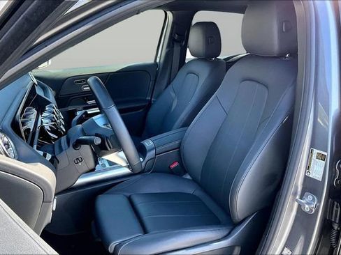 Certified 2026 Mercedes-Benz GLA 250 4MATIC image 11