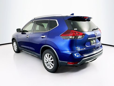Used 2018 Nissan Rogue SV image 5