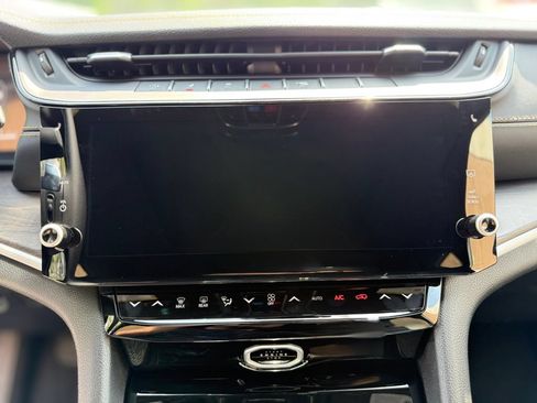 New 2026 Jeep Grand Cherokee L Limited AWD/4WD image 17