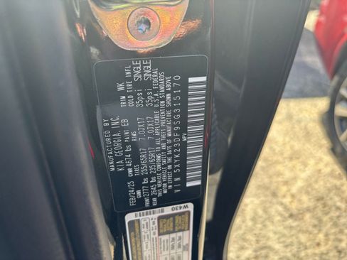 Used 2025 Kia Sportage LX image 28