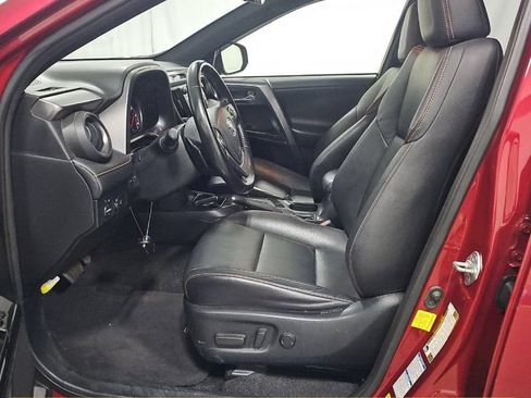 Used 2018 Toyota RAV4 SE w/ Power Extra Value Package AWD/4WD image 5
