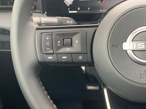 New 2026 Nissan Kicks SR w/ Cold Weather Package FWD image 9