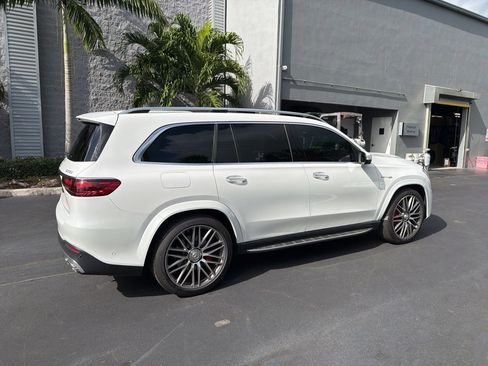 Used 2025 Mercedes-Benz GLS 63 AMG 4MATIC image 7