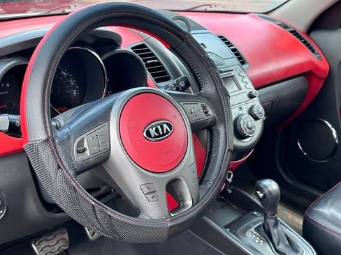 Used 2011 Kia Soul Sport FWD image 16