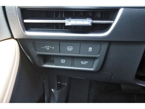 Used 2025 Hyundai Sonata Limited image 22